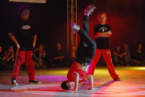 Die Breakdancer beeindruckten das Publikum mit ihren Choreografien.