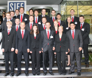Die Studierenden der Initiative SIFE erhielten den „HSBC Financial Literacy Grant“.