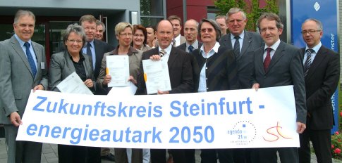 Prorektorin Dr. Marianne Ravenstein (2. v. l.) beim Start des Projekts energieautark 2050 in Steinfurt