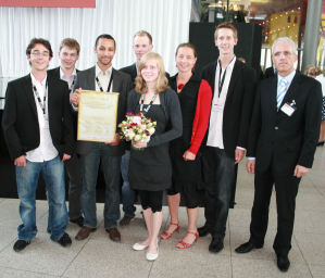 Das ifgi-Schlerteam freute sich bei der Ehrung in Wolfsburg ber einen Sonderpreis beim FOCUS-Schlerwettbewerb.