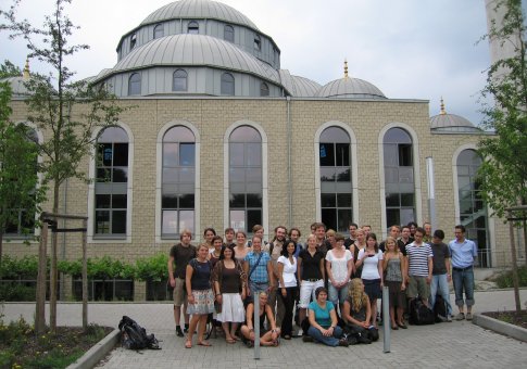 Ein Besuch der Duisburger Moschee gehrte zum Studienseminar ber Kulturgeographien Deutschlands und der Trkei