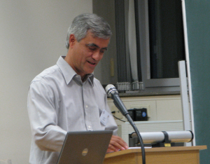 Prof. Dr. Alberto da Silva Moreira, brasilianischer Religionswissenschaftler, erffnete den internationalen missionswissenschaftlichen Kongress "Crossroads 2009".