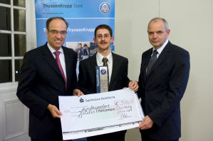 Prof. Dr. Peter Kajter, Preistrger Julius Hannemann und Peter Urban, ThyssenKrupp Steel Europe (v.l.n.r.)