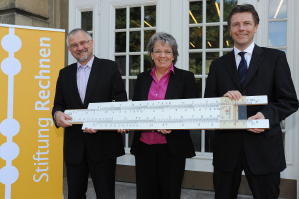 Prof. Dr. Martin Stein, Dr. Marianne Ravenstein und Johannes Friedemann (v.l.)