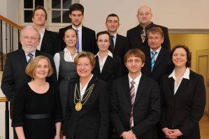 WWU-Rektorin Prof. Dr. Ursula Nelles (erste Reihe, Mitte) verlieh am heutigen Freitag beim Neujahrsempfang die Universittspreise und die Sybille-Hahne-Preise 2010.