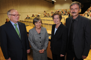 Die Redner des Abends: Prof. Dr. Hans-Ulrich Thamer, Dr. Sabine Happ, Prof. Dr. Ursula Nelles und Jrg Lorenz (v.l.)