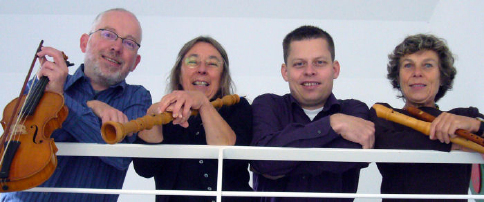 Das Ensemble con moto: Burkard Rosenberger, Linda Leighton, Harald Schfer, Claudia Senft (v.l.)