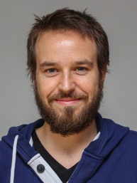 Dr. Lukas Schrader