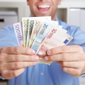 Geld Nebenverdienst Fotolia 41512824 S
