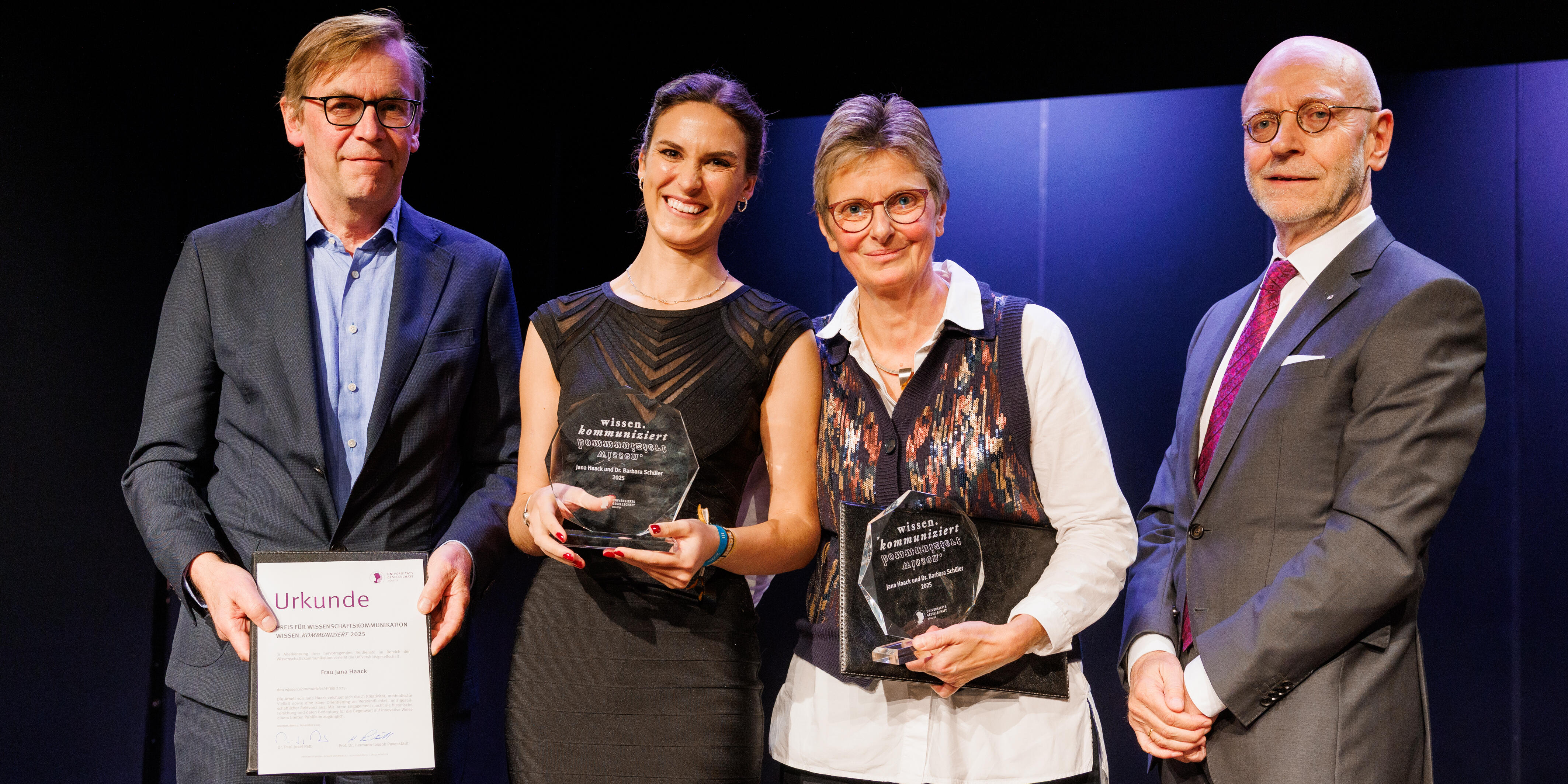 Prof. Dr. Hermann-Joseph Pavenstädt, Jana Haack, Dr. Barbara Schüler und Dr. Paul-Josef Patt