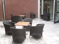 Bibliothek-vom-stein-haus Foto Arbeitsplaetze-lesegarten 2011-09