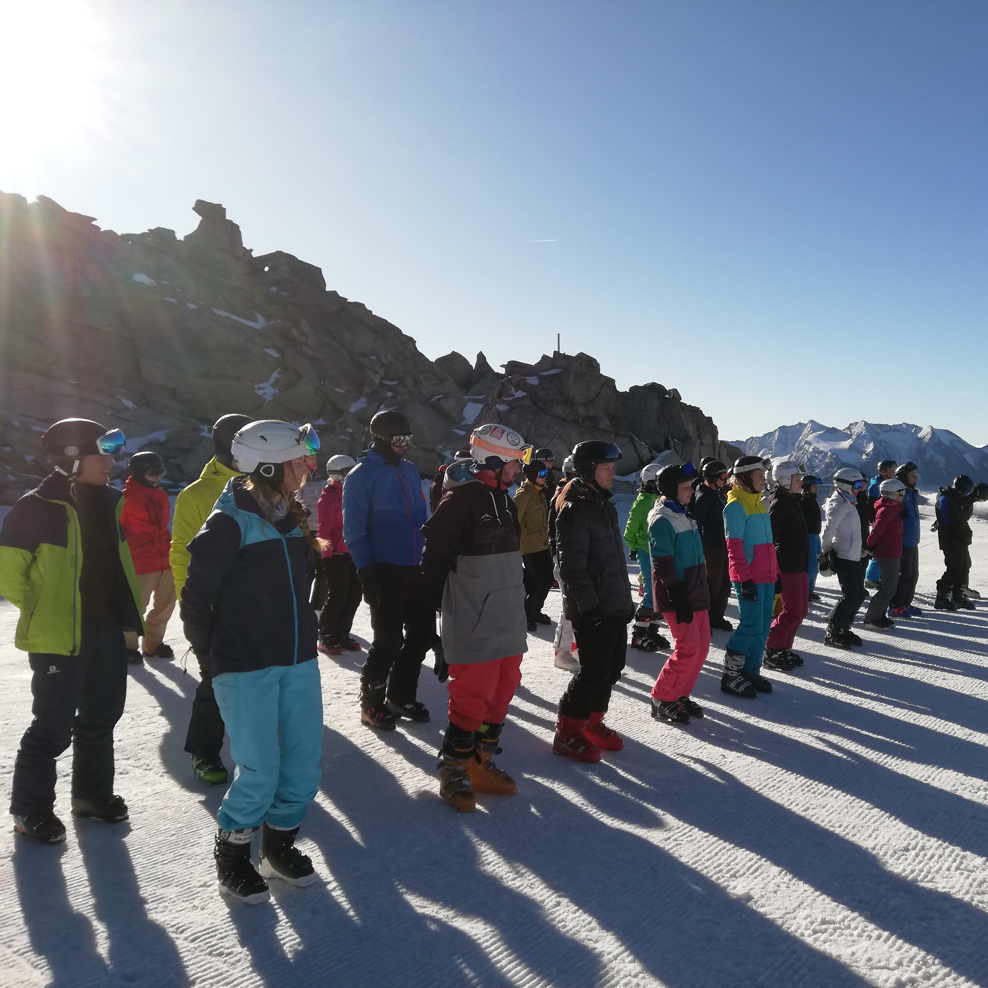Die Teilnehmenden der Skilehrerausbildung