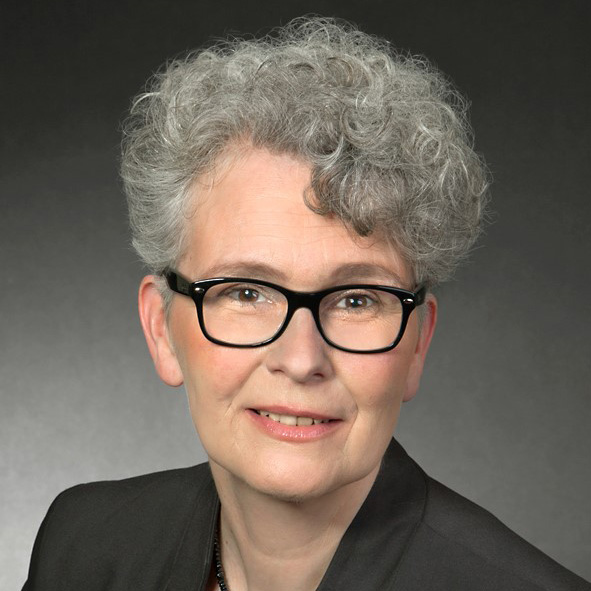 Porträt Dr. Adrienne Hammerschmidt