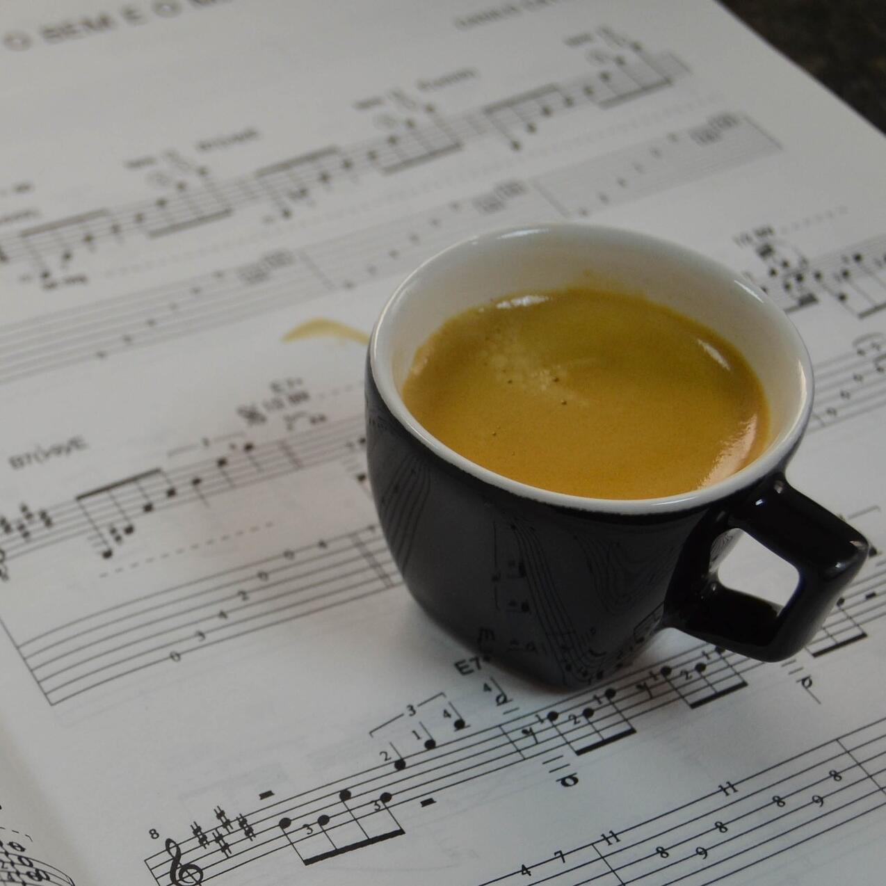 2021-11-30 Foto Musikalische Kaffeepause _c _pixabay