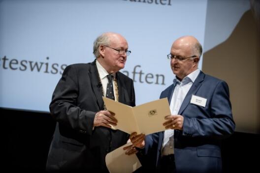Akademiepräsident Prof. Dr. Wolfgang Löwer und Prof. Dr. Bruno Quast 
