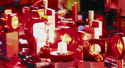 Diodengepumpter, modengekoppelter  Laser