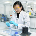 Dr. Jie Li im Labor