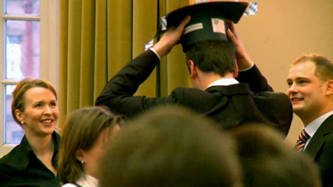 Die Wirtschaftswissenschaftliche Fakult&auml;t der Uni M&uuml;nster z&auml;hlt zu den gr&ouml;&szlig;ten und renommiertesten Fachbereichen seiner Art in Deutschland. Die Absolventen genie&szlig;en aufgrund ihrer exzellenten Ausbildung einen guten Ruf.