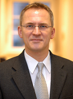 Portrait-Foto von Prof. Dr. Leker