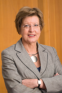 Ursula Nelles