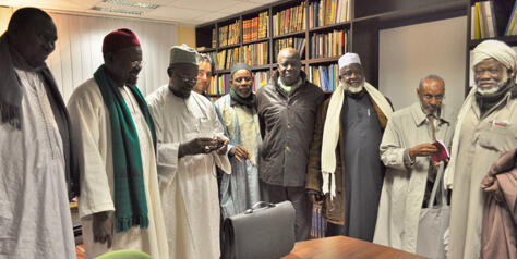 Prof. Dr. Khorchide mit acht der zehn Imame aus Westafrika