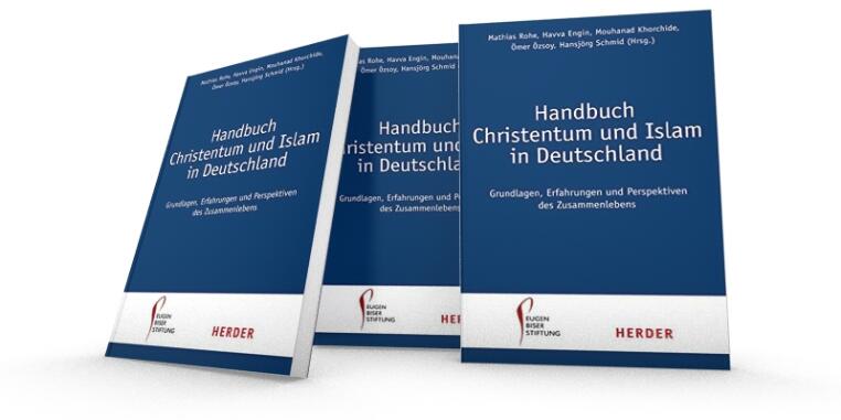 Das Cover des Buches „Handbuch Christentum und Islam in Deutschland“ in drei Ansichten nebeneinander