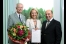 V.l.n.r.: Hans-Bernd Wolberg (WGZ Bank), Christiane Pott (Preisträgerin 2010), Prof. Dr. Otmar Schober (Vorsitzender des Wissenschaftlichen Beirates). (Foto: Judith Kraft)