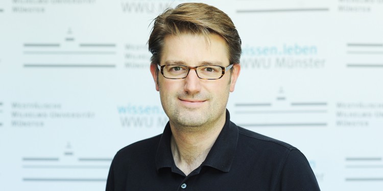Prof. Dr. Thorsten Kleine, münsterscher Ko-Sprecher des neuen SFB-Transregios<address>© WWU / Peter Grewer</address>