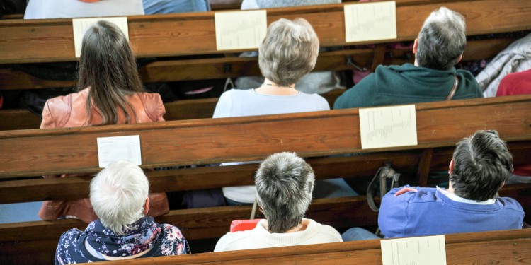 Die demografische Entwicklung hat eine große Relevanz für die Kirchen in Deutschland.<address>© stock.adobe.com - redaktion93</address>