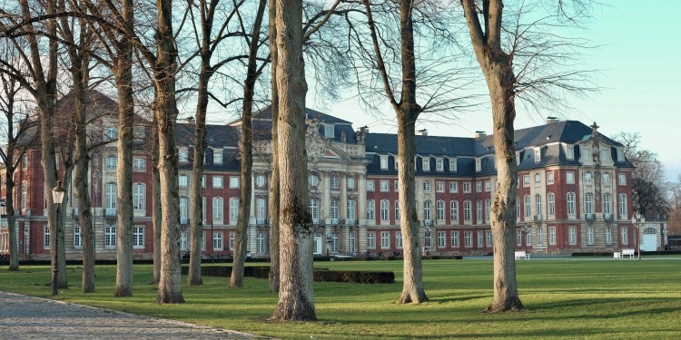 Ansicht des Schlosses im Winter<address>© WWU - Sophie Pieper</address>