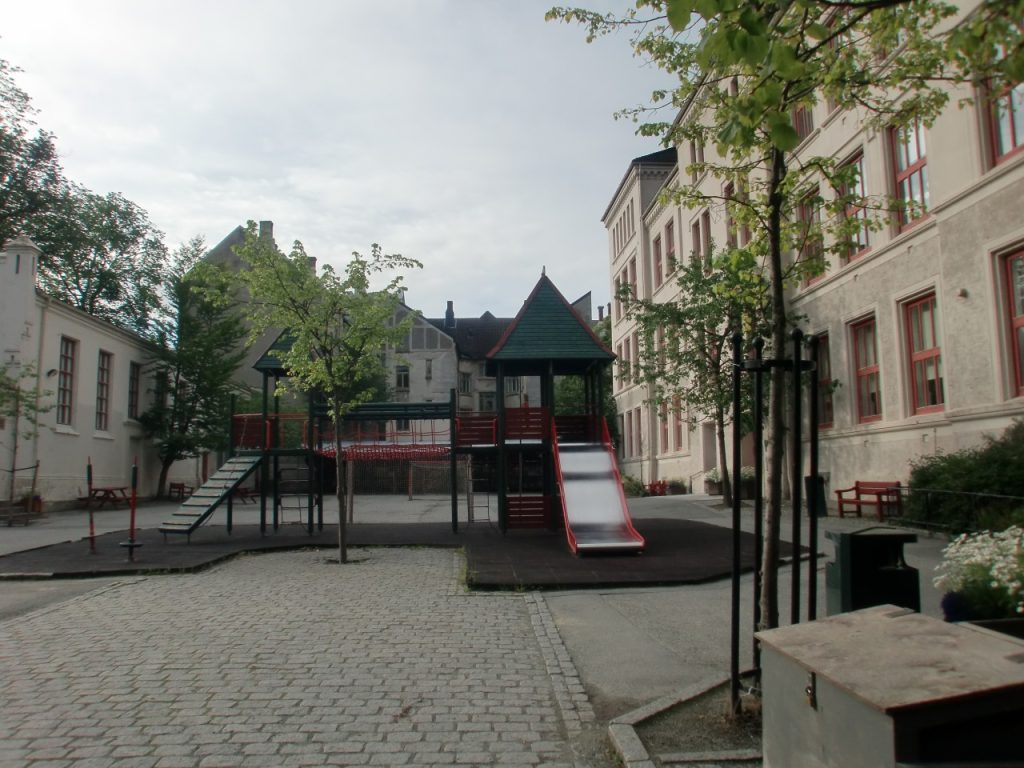 birralee-international-school-trondheim-hinterm-horizont