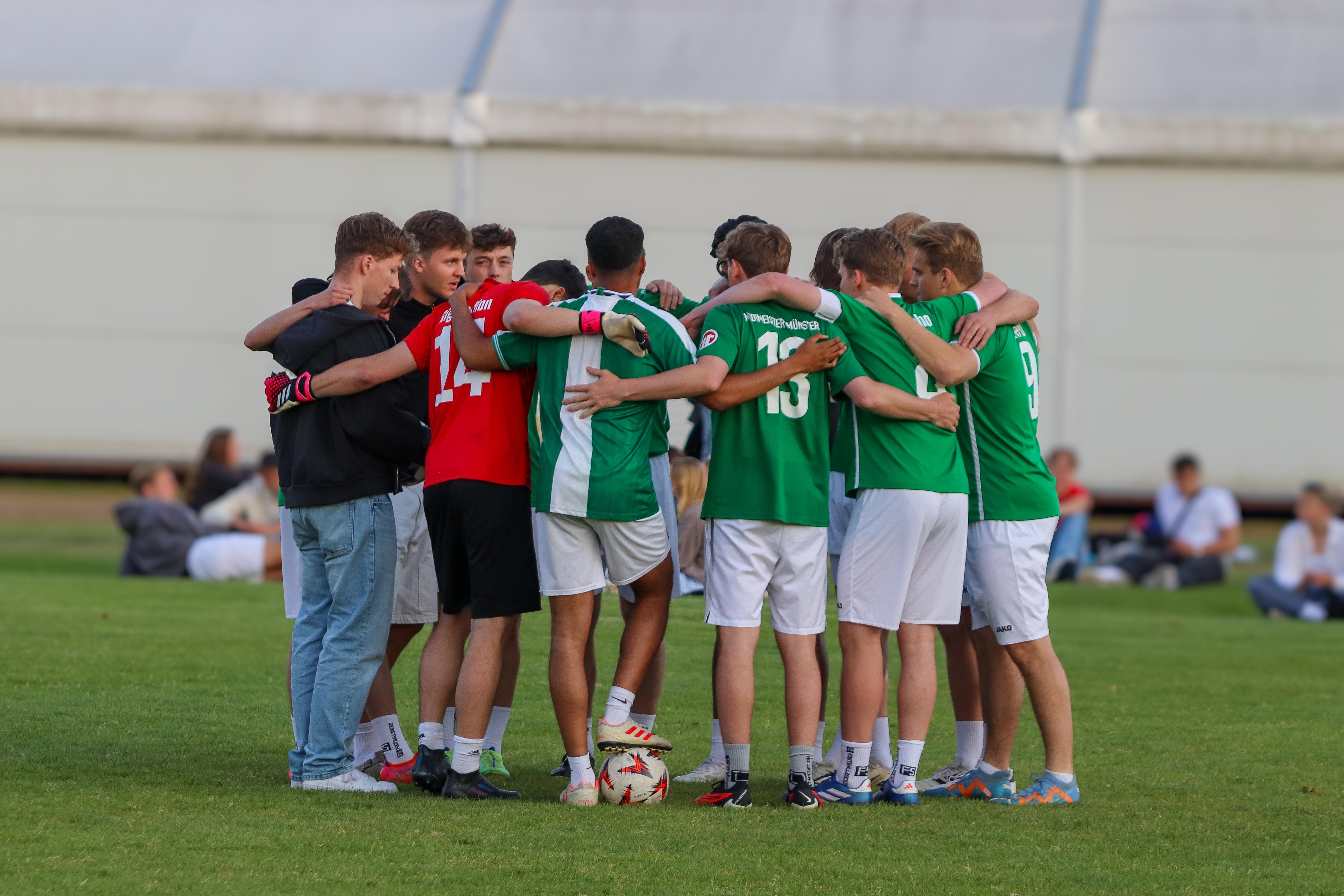Gute Stimmung bei der Fußball-Campus-Liga