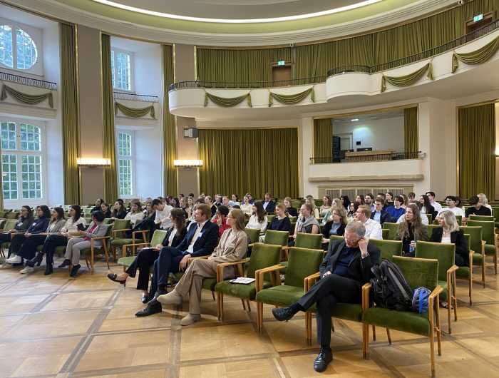 Auftraktveranstaltung in der Aula im Schloss