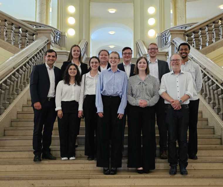 Gruppenfoto mit Betreuer