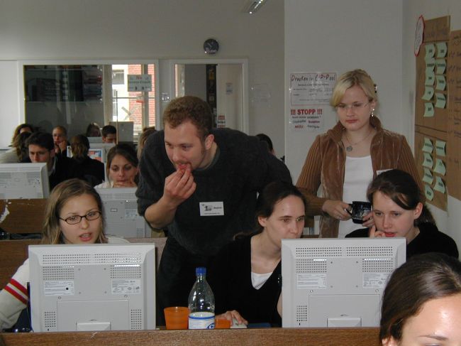 Stephan bei der Beratung 1.JPG