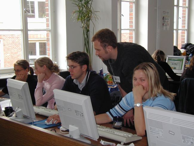 Stephan bei der Beratung 2.JPG