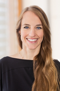 Dr.  Anna Kirchefer-Lauber 