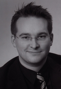 Dr. Nils Bahlo