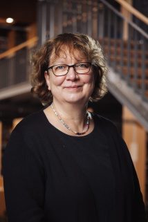 Dr. Mirjam Springer