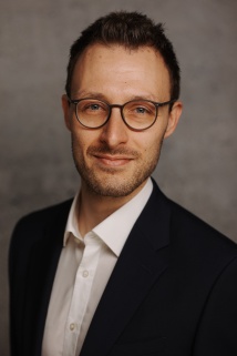 Dr. Christoph Hammann