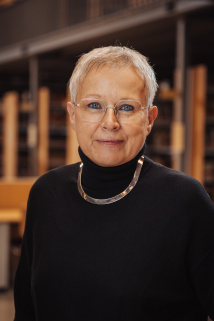 Dr. Annette Lepschy