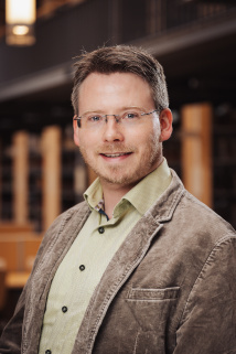 Dr. Sebastian Speth