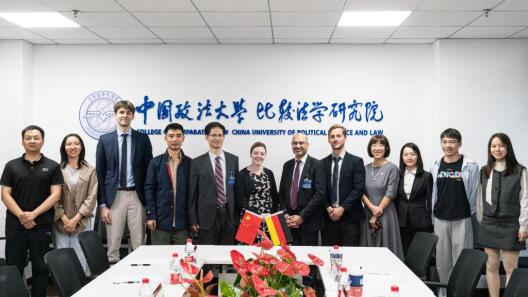 Sino-German Institute of Law staff and students together with the President of the DAAD, Prof. Dr. Joybrato Mukherjee (centre-right),  and the Head of the DAAD Office in Beijing, Mr. Ole Engelhardt (right next to him).