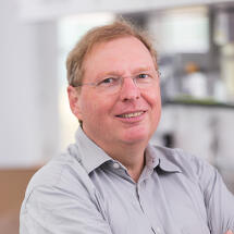 Univ.-Prof. Dr. med. Johannes Roth