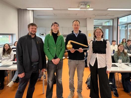 Preisübergabe an Prof. Mootz