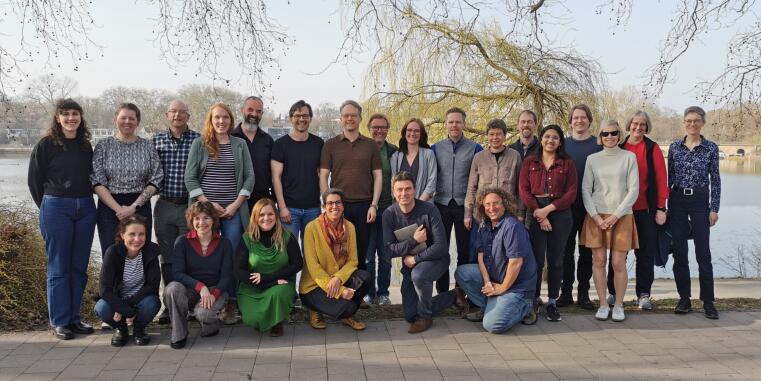 Integrating human and animal personality research