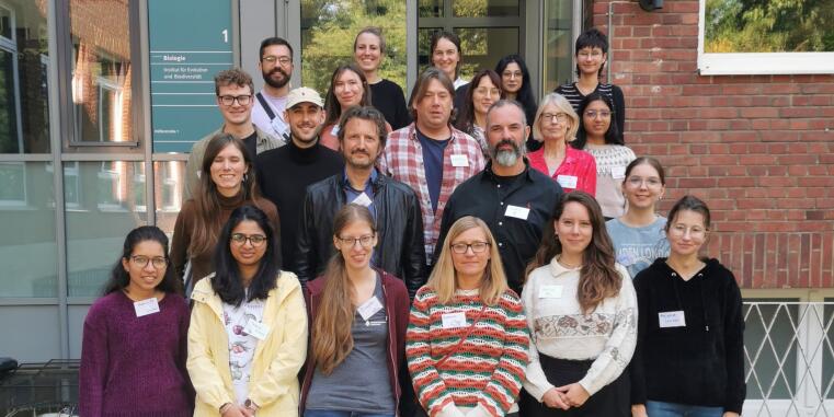 Integrating human and animal personality research