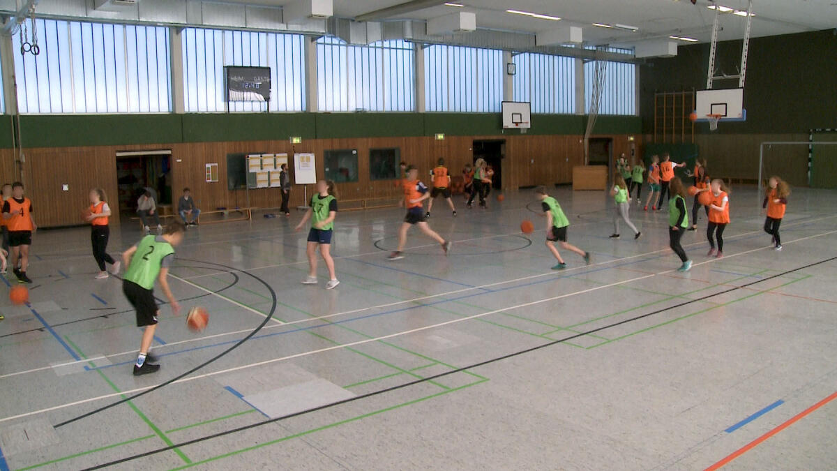 ProVision: Sport, Klasse 9, Doppelstunde 2 - Clip 1 | Videoportal ProVision der Universität Münster | learning professional vision