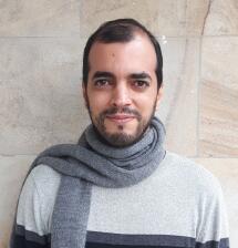 Dr. Raphael  Barbosa