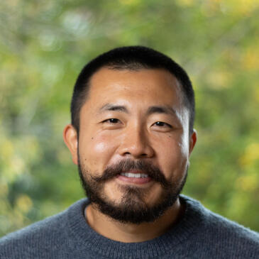 Picture 2 _2024-10-30 _portrait Fotos Trend - Froehlich _fotograf Lasse Weller _medienlabor Ifs _024